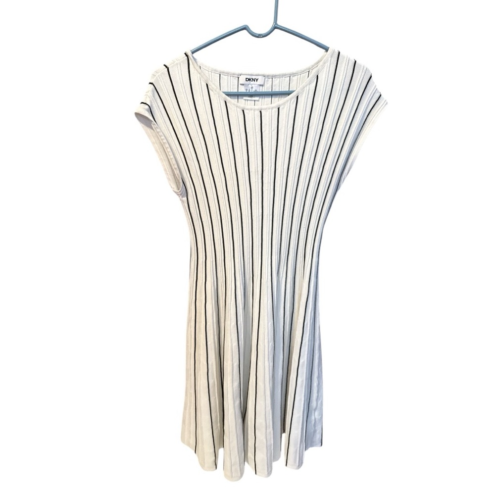 DKNY Black & White Vertical Stripe Midi Dress – Sleeveless Ribbed Knit dress M